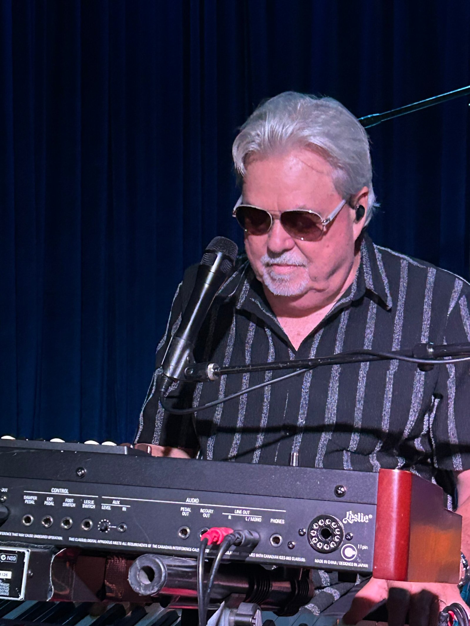 Dave Hecker playing keyboards